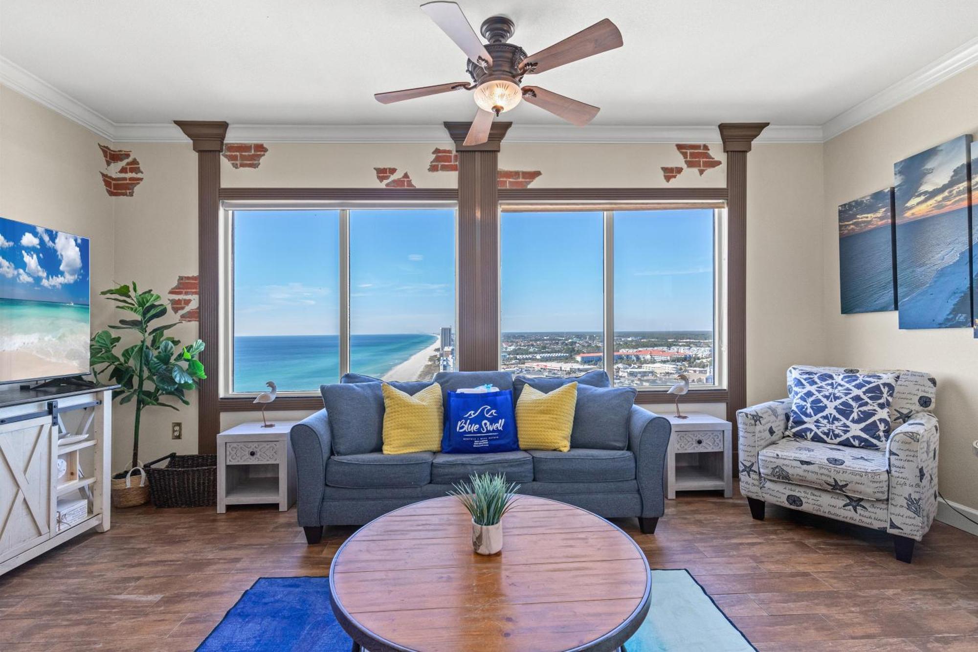 Holiday home End Unit - Directly On The Gulf! Sleeps 6! Italian Luxury Furnishings! Panama City Beach