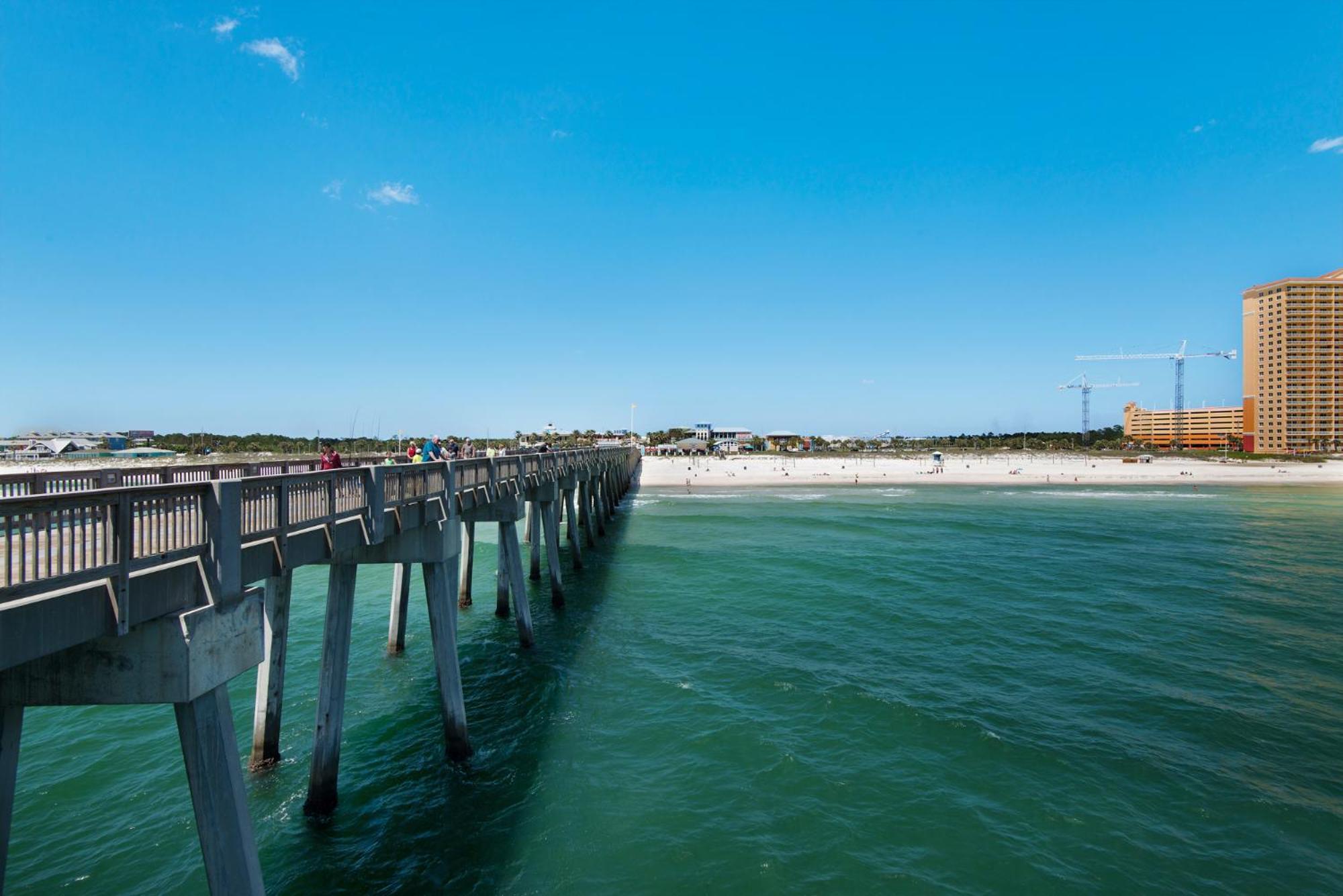 End Unit - Directly On The Gulf! Sleeps 6! Italian Luxury Furnishings!